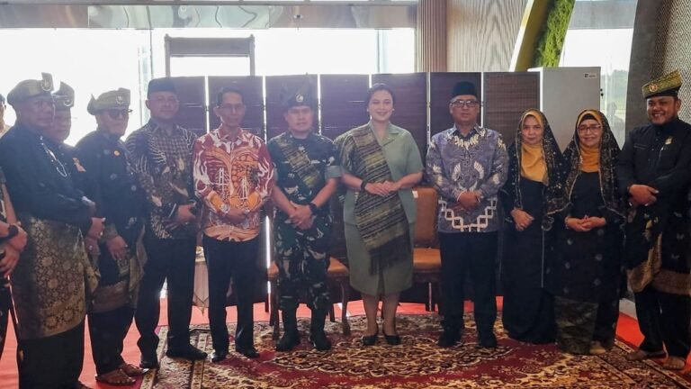 Wagub Kepri Nyanyang Haris Pratamura Sambut Pangdam XIX/Tuanku Tambusai di Batam